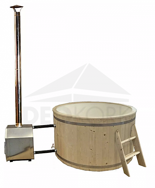 Wooden tub with Hot tub insert (900L)